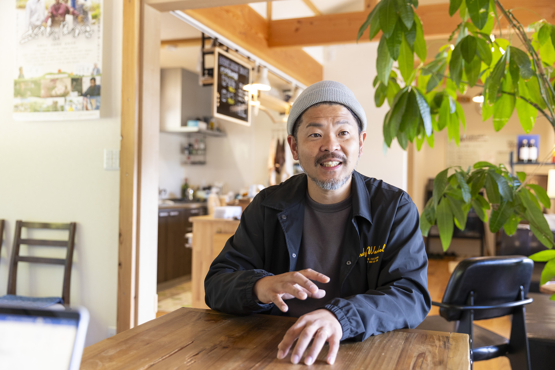 大阪で生まれ育った山本さん。取材時、流れるような関西弁が印象的だった。